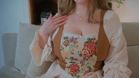 Chubby MILF Loves It When You Look at Her Tempting Curves