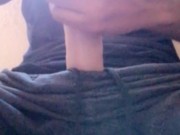 batendo punheta com a janela aberta