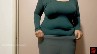 Wearing my favourite Bra and Panty - Juicy Navel and Cleavage Show