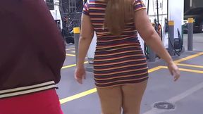 peladas no posto de gasolina frentista nao aguentou e meteu a rola na putinha
