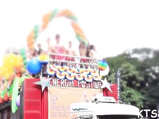 Petite-tittied tranny doxy in action