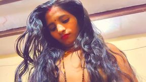 India Hot college girl front of husband Dropping pussy water video in Hindi Audio