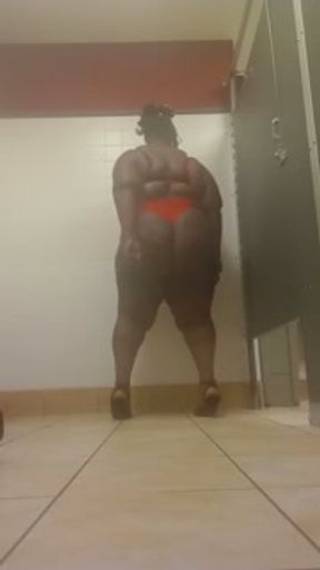 Sexy Dancing to Let it Snow