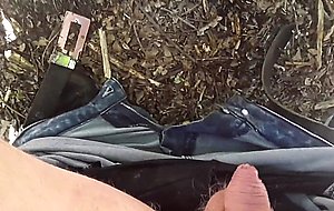 Outdoor pee mix
