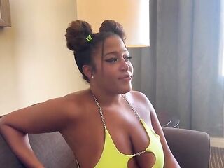 Cheating baddie gets screwed and creampied