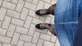 Sissy walk with catheter outside