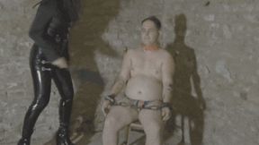Tormenting the Hideous Fat Dwarf