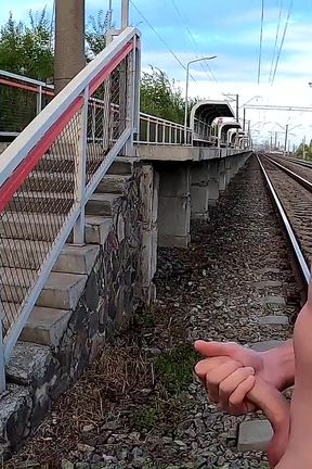 Extreme Masturbation at the Station