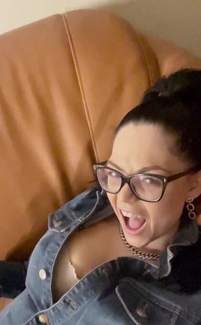Introduce me and my fetish stuff before photoshooting plus some selfie on sofa