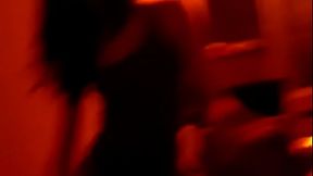 「是妳太犯賤！」女大生啪啪影片遭&quot_好姐妹&quot_印傳單瘋傳 {口交篇2}