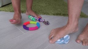 FOOT MASSAGE WITH TOYS Ec