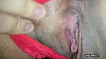 Rico clítoris de mi hermanastra