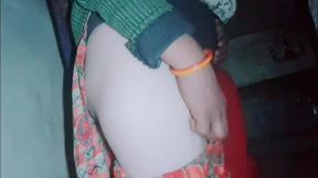 Hot Lavanya Is Trying to Satisfy Her Lust with Vegetables, but as Soon as I Get a Little Excited, I Take Out My Panties