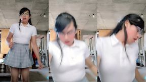 otro video de mi como colegiala dandote sentones