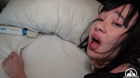 Juicy Asian Kitty Girl Naomi Korae Is in Heat &amp; Needs to Get