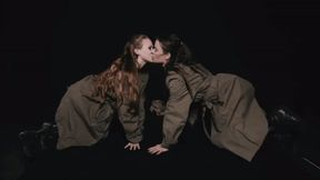 gas mask & stocking destroying - mp4 720p
