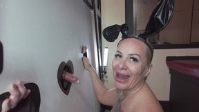 Roxys Den, Gloryhole Party Sammie Thomas Scene