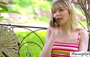 Teens Natalie Knight and Mackenzie Moss lesbian 3way with stepmom