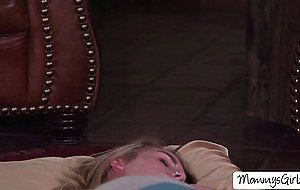 Teens Natalie Knight and Mackenzie Moss lesbian 3way with stepmom