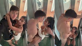 el vecino nos pilla follando dentro del ascensor-yasmina khan