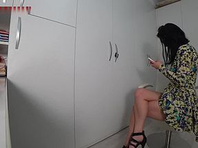 Hot office wife share and exchange nude pics with her husband. Amateur 4k