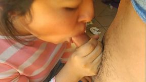 my boyfriend fucks me in the front yard of his house with a quick morning and finished me inside