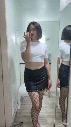 Cdzinha masturbating 4