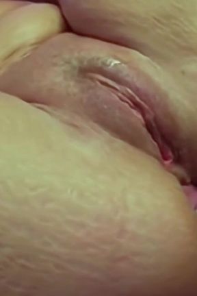 Chavy stepmom bodied amateur