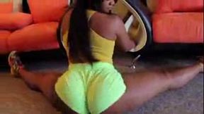 Morena Dan&ccedil_ando  Funk  Essa Morena Representa HD 720p[1]
