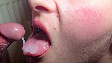 Close up Blowjob - Every drop on the tongue awakens a new fire in her