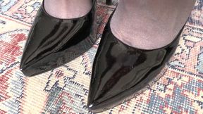 Goddess of High Heels Shows off Her Sizzling Black High Heels Lady Victoria Valente