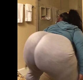 Big and Beautiful Ebony Bottoms in Action Compilation