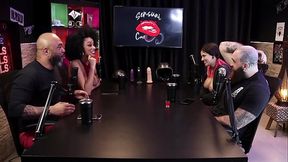 MELHORES MOMENTOS DO QWEEN E IRON BIKER NO SENSUAL CAST - HOT 1 (WATCH ON: SHEER/RED)