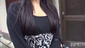 Amateur Kansai Clerk Yuna Hamanaka Tempts Despite Having A BF - Must Watch Convenience