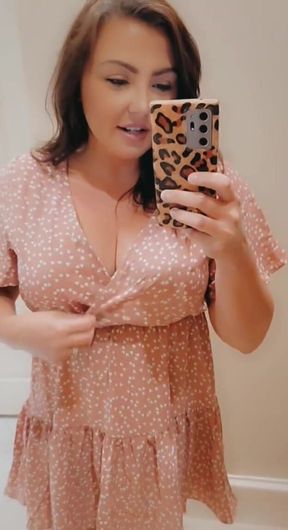 Do You Think This Dress Is a Good Option to Wear to a Wedding? I Normally Don't Have an Excuse to Get Dressed up so I'm Looking