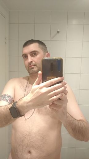 Dear women, I show myself to you.