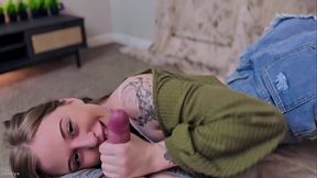 The secret of kissing from stepsister