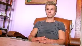 Desperate Beauty Pays Off Debts by Going All-Natural on Cam — GayPornoCam 18+