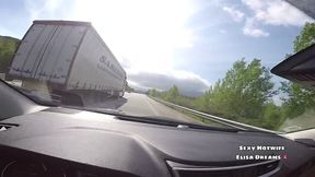 m exhibant nue en me godant avec mon sextoy sur l autoroute voici une video ...