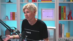 Lilly Bell Exhibitionism, Sexting, & Empowerment | the Adult Time Podcast