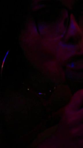 Surprise on the Dance Floor ,Lorenna Fanny loves to dance   Clip 1