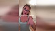 Innocent Teen's Gym Mishap: Pussy Slip on Live Stream VIRAL LEAK
