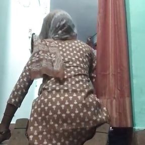 Indian CD enjoys Dressing and Dancing Cumming