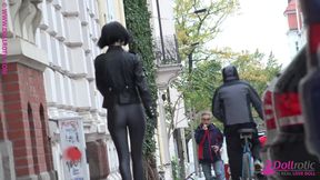 My Puppet in Public