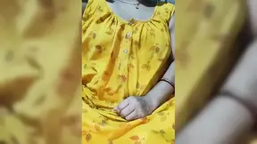 Indian housewife enjoys a hot new video
