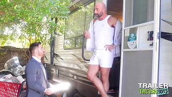 TRAILERTRASHBOYS DILF Drew Sebastian Raw Fucks Beau Butler