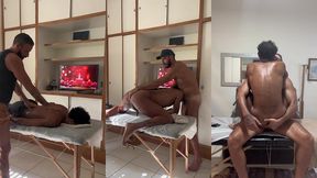 fui fazer massagem pela primeira vez e o dotado leitou meu cu