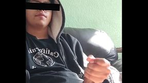 Le descubr&iacute_ unos v&iacute_deos a mi hermanastro