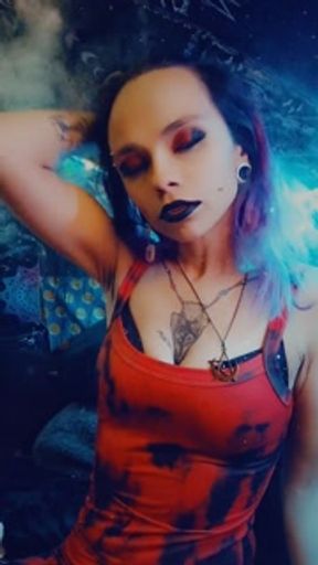 Black Lipstick &amp; Vaping