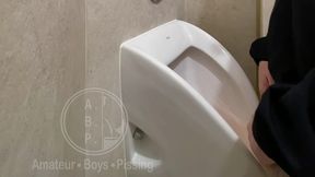 caught the guy pissing in the next urinal
